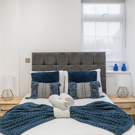 Welcoming And Spacious Apartment- Excellent Location ロンドン エクステリア 写真