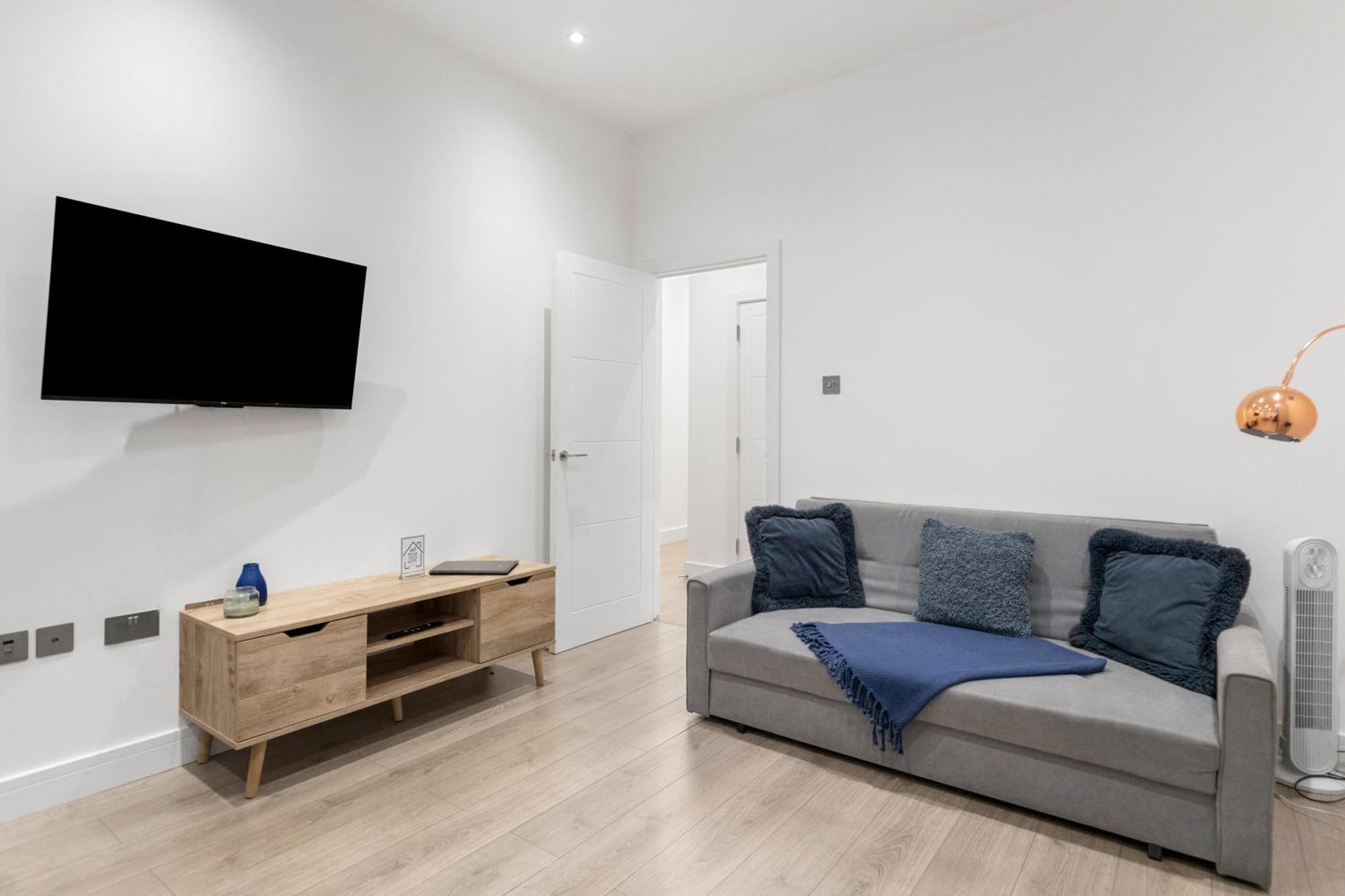 Welcoming And Spacious Apartment- Excellent Location ロンドン エクステリア 写真