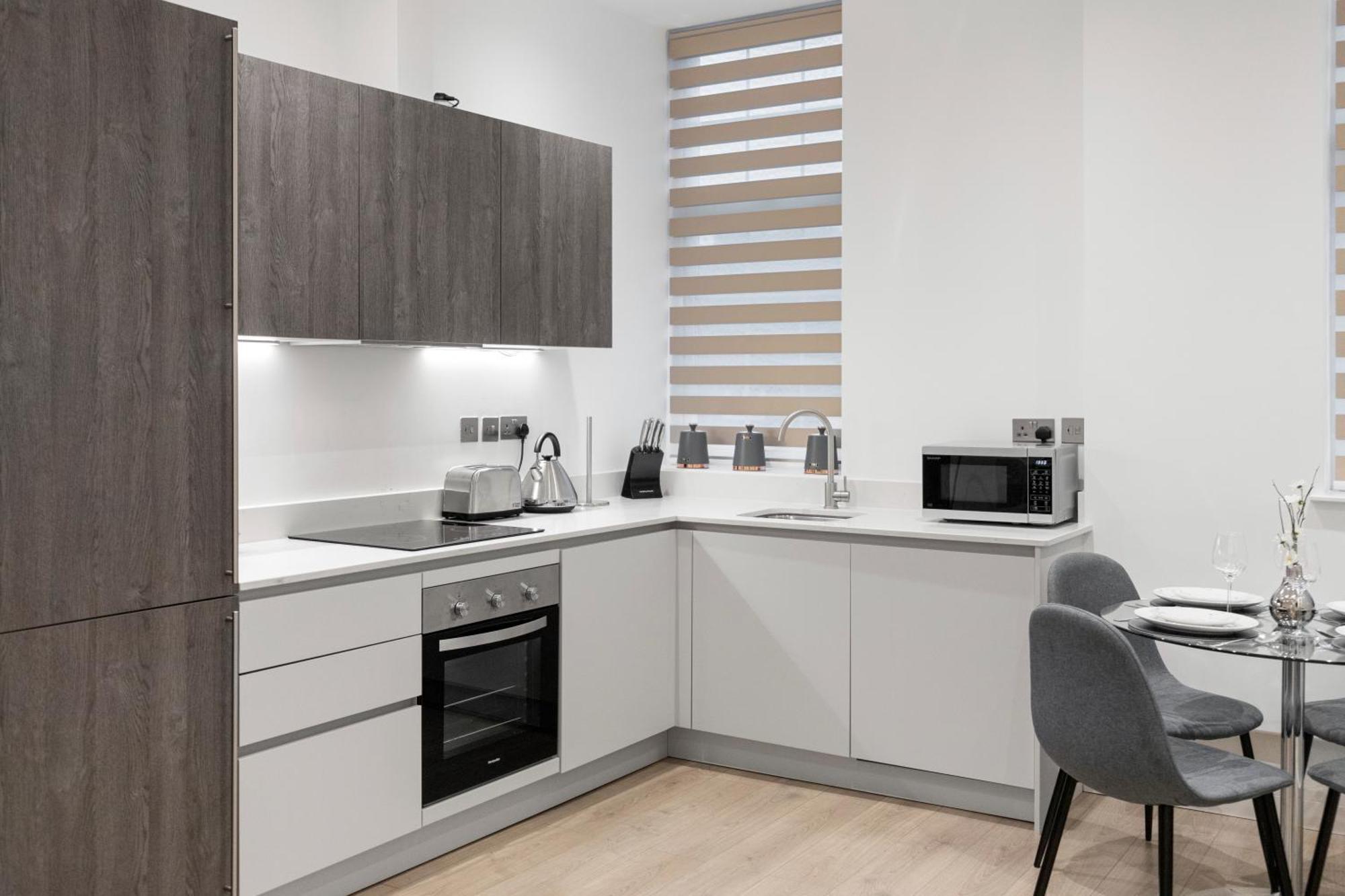 Welcoming And Spacious Apartment- Excellent Location ロンドン エクステリア 写真
